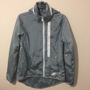 Nike windbreaker